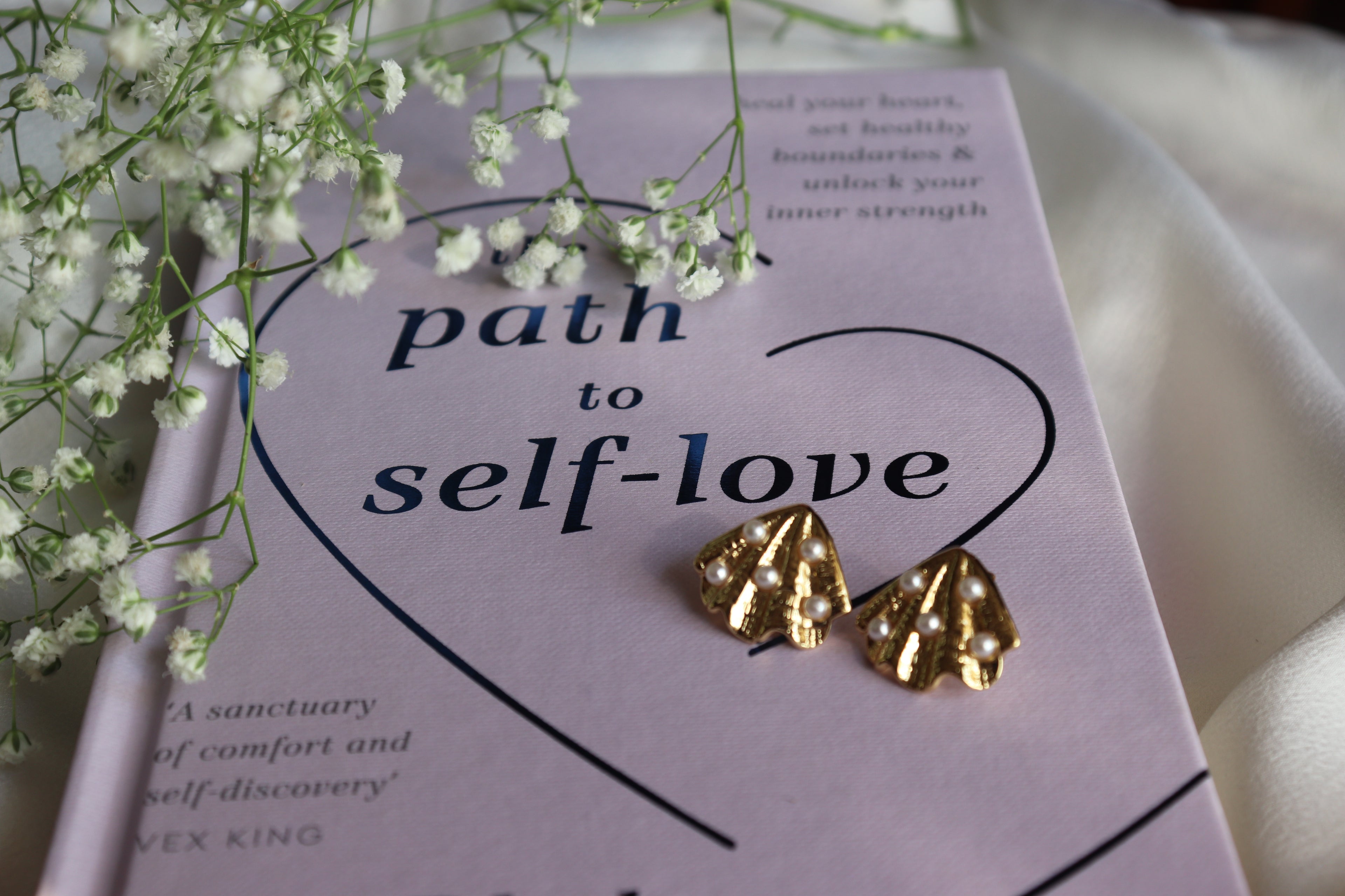 Pearl Tide Shell Earrings