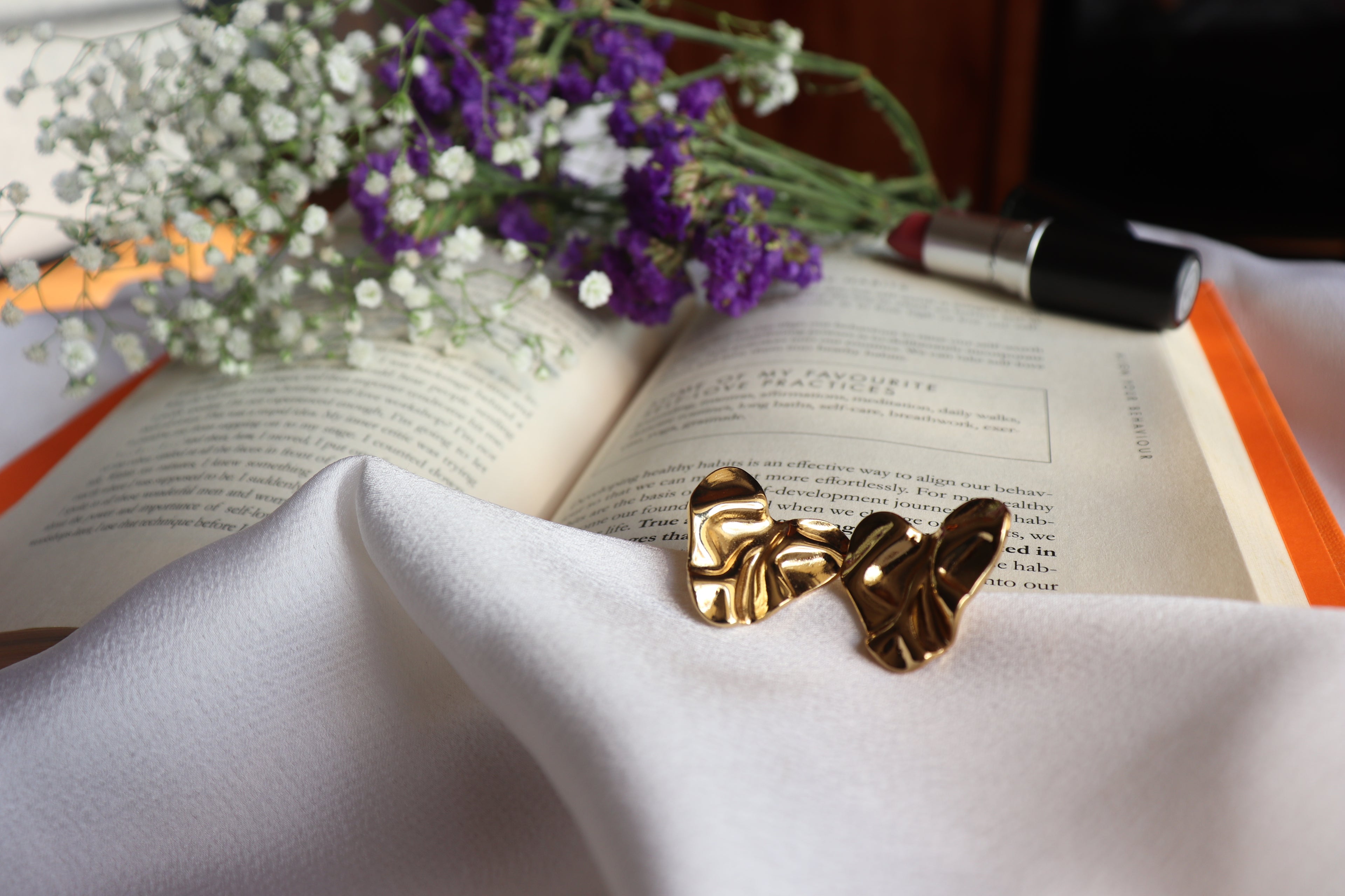 My Heart goes golden Earrings