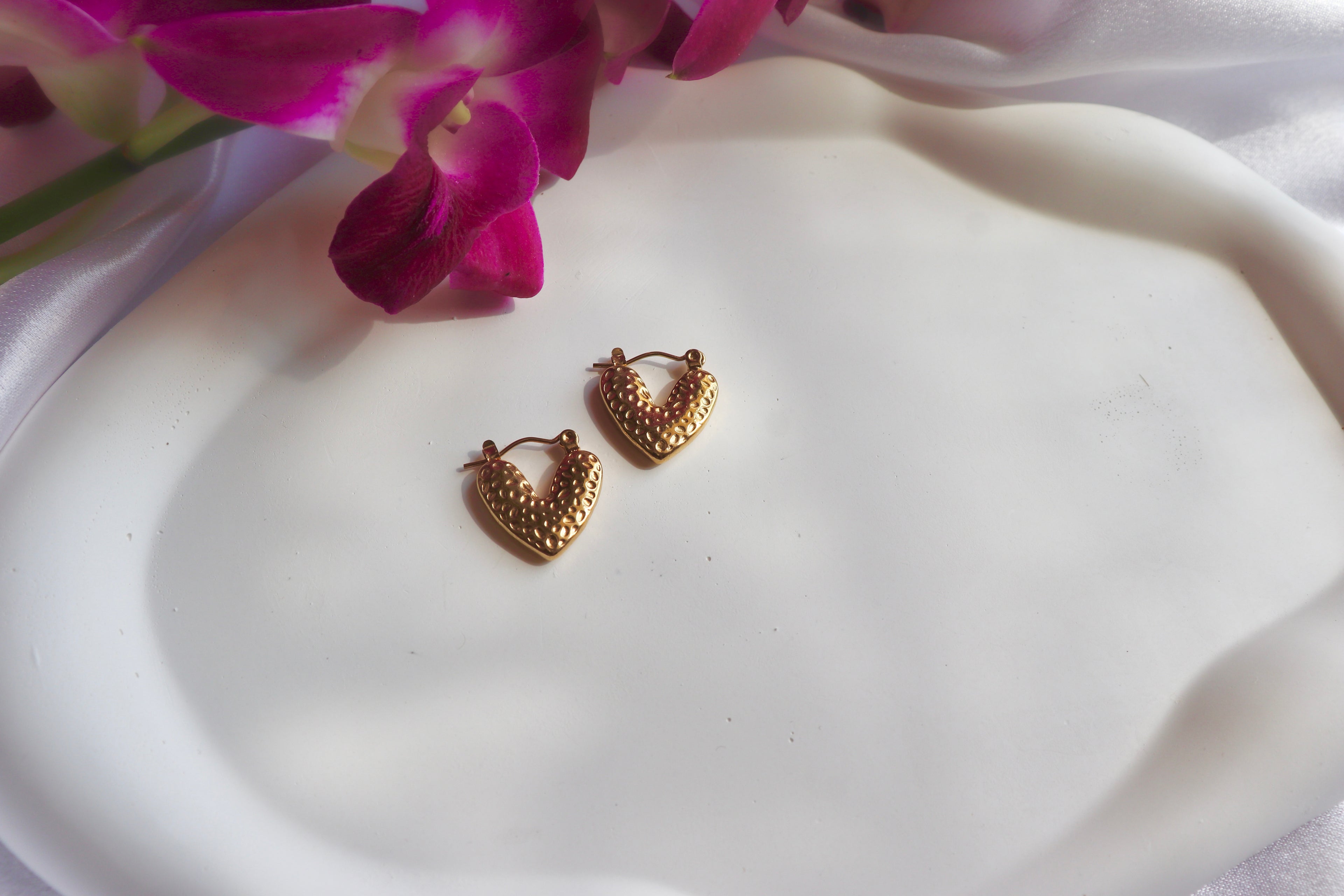 Honey Heart Textured Hoops
