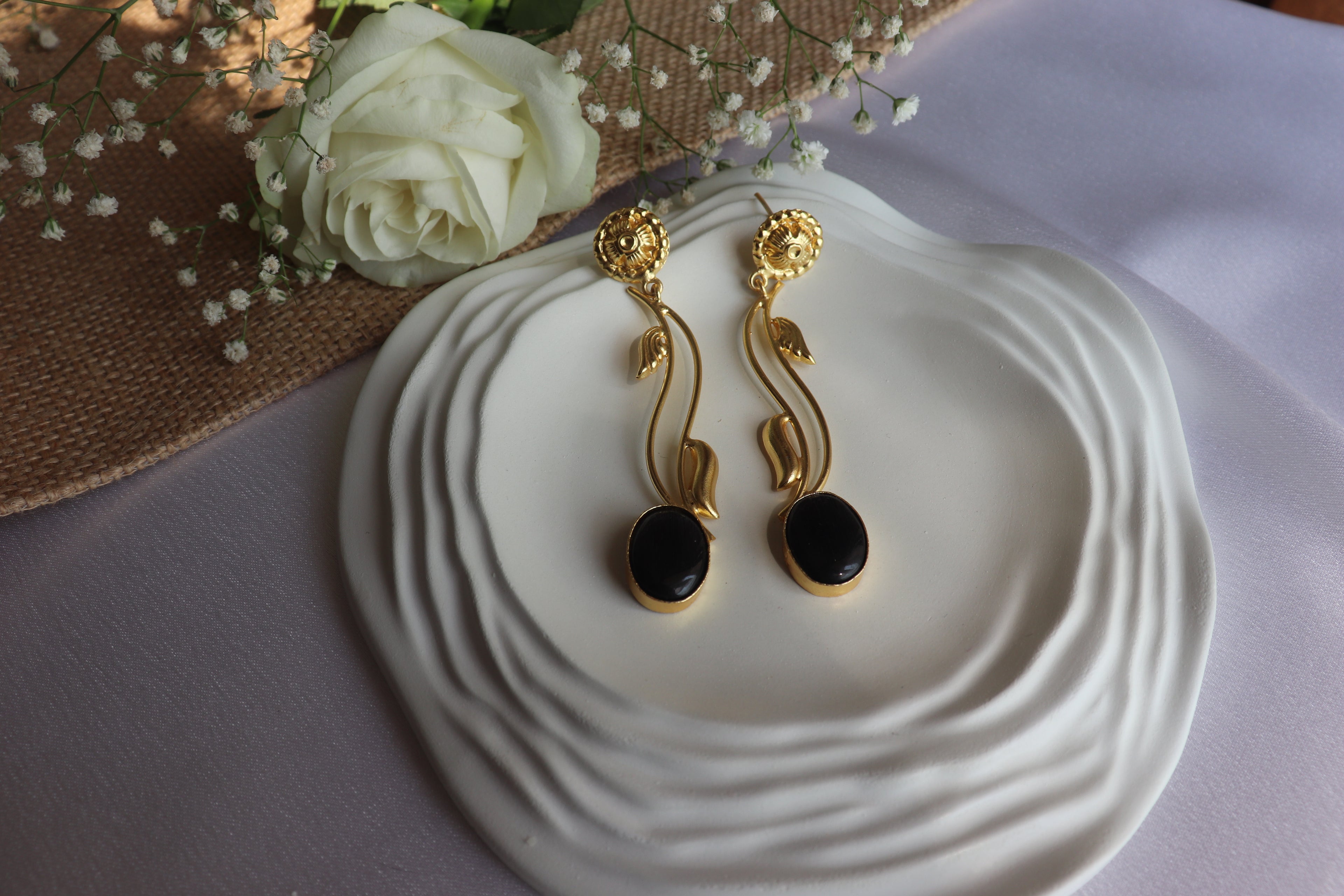 Natural stone monalisa earrings