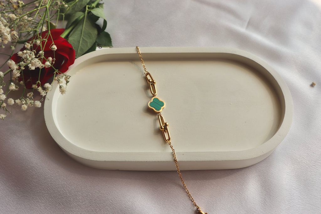 Green Clover Chain Bracelet