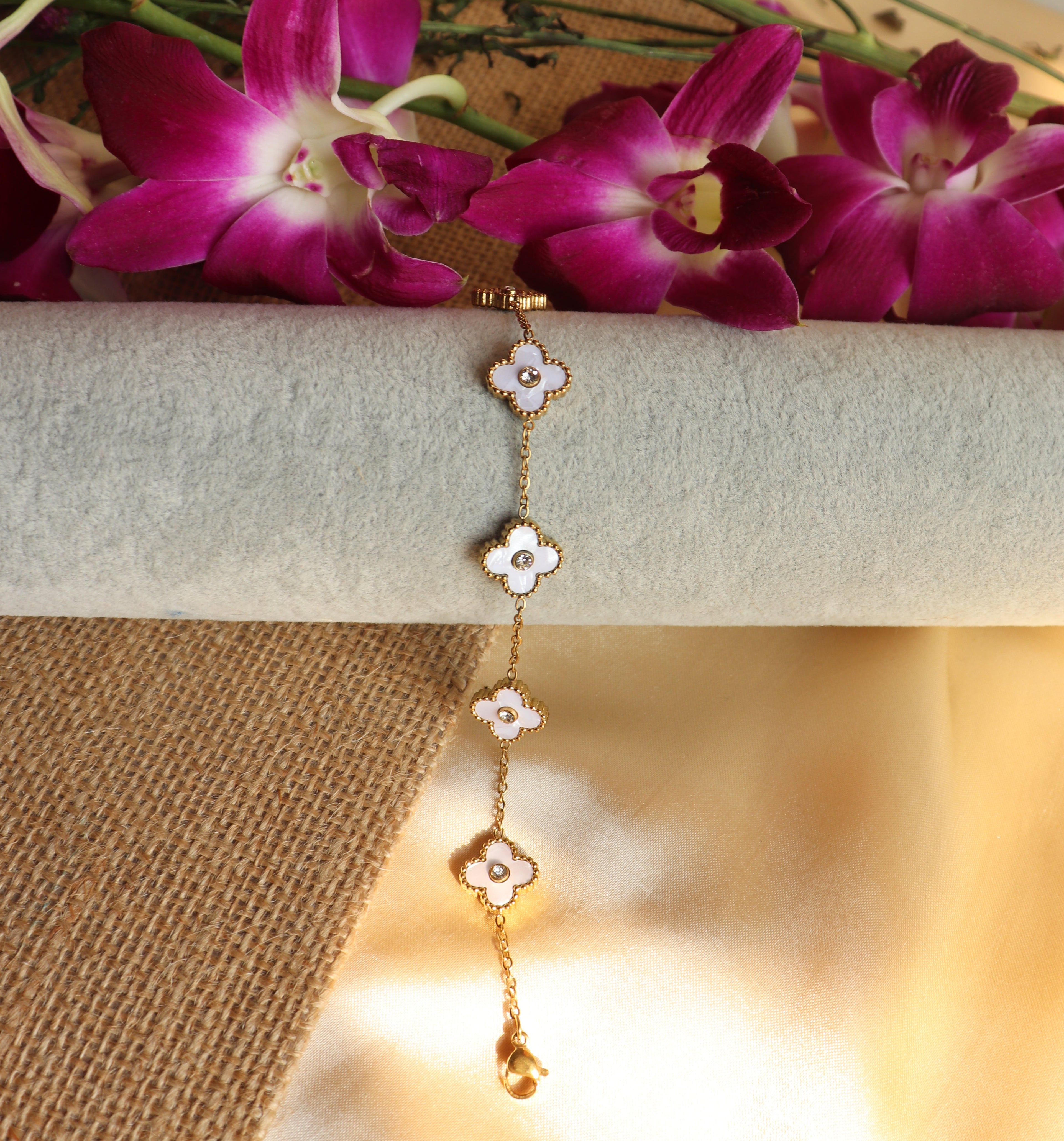 White Clover with stone Chain Bracelet