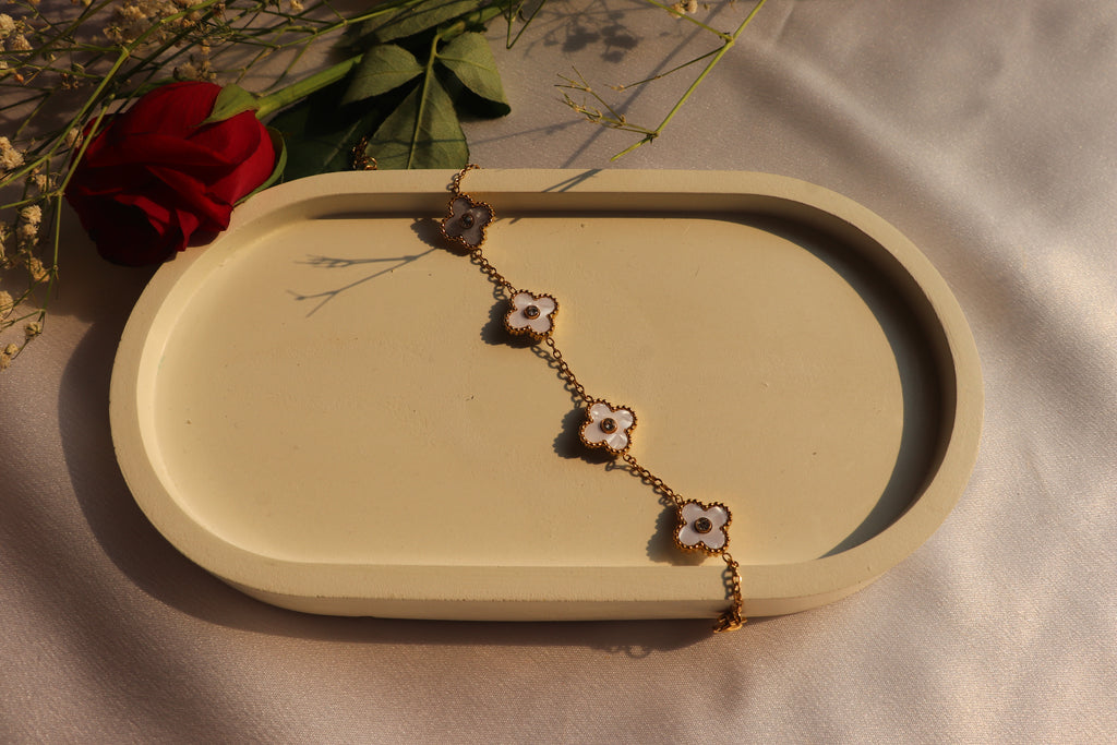 White Clover with stone Chain Bracelet