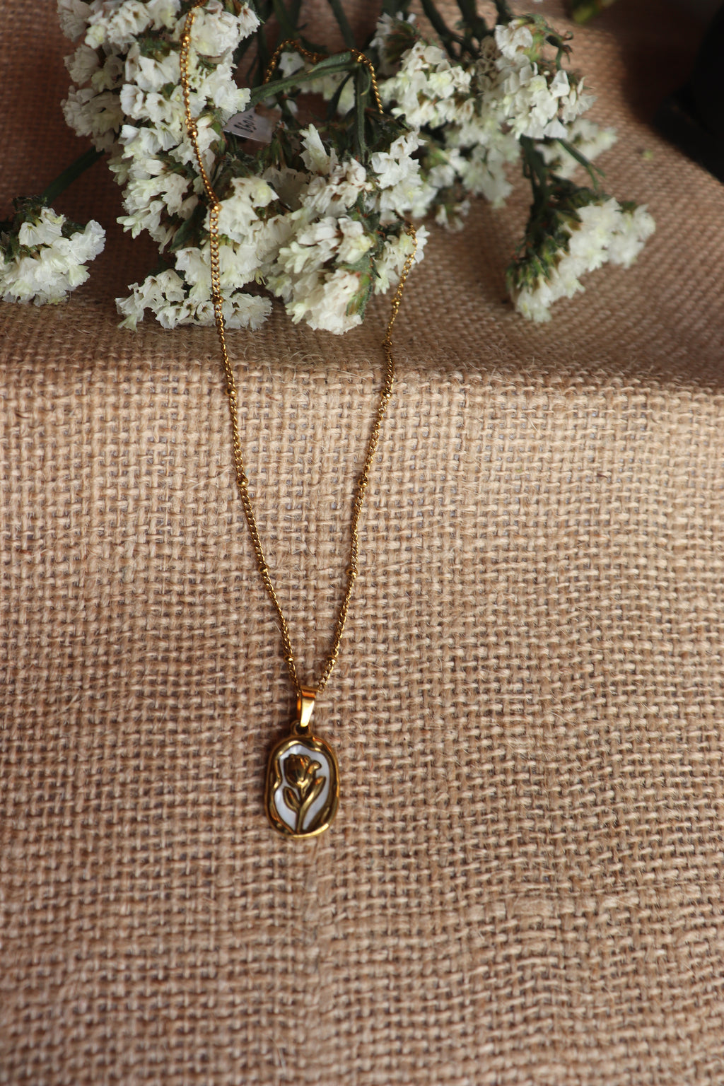 Fairy-Tale Rose & Shell Necklace