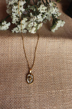 Fairy-Tale Rose & Shell Necklace