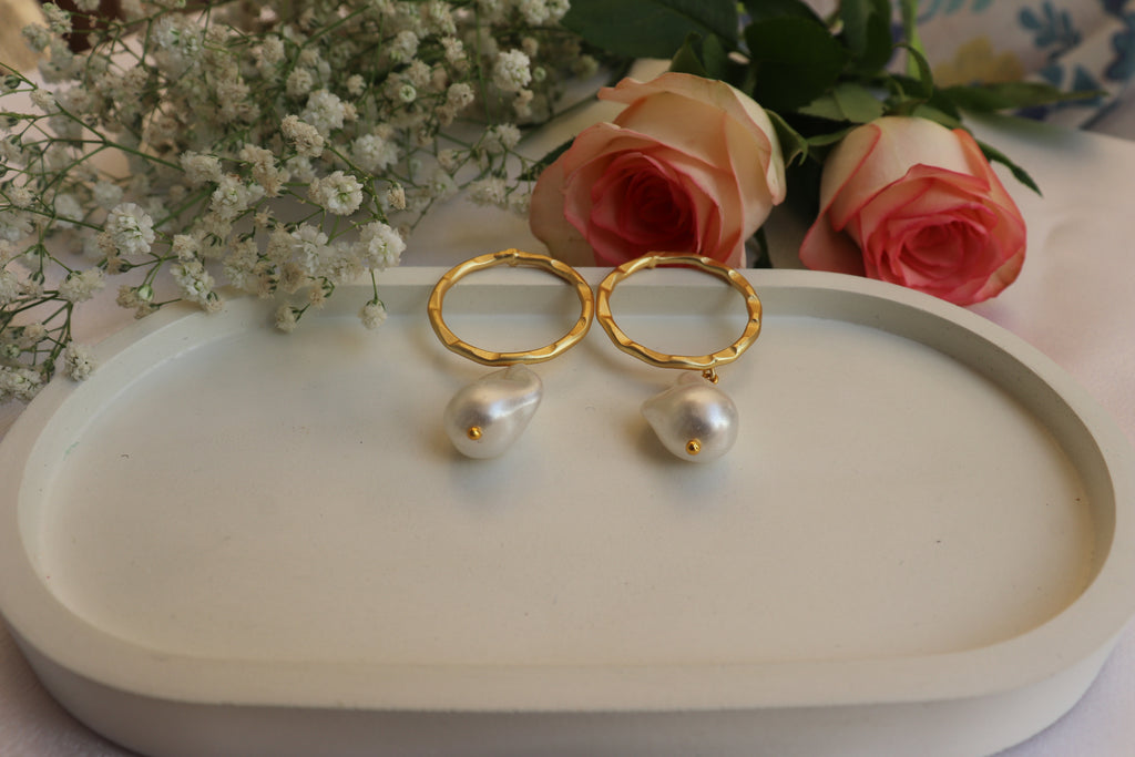 Golden Orbit Stone Drops (Copy)