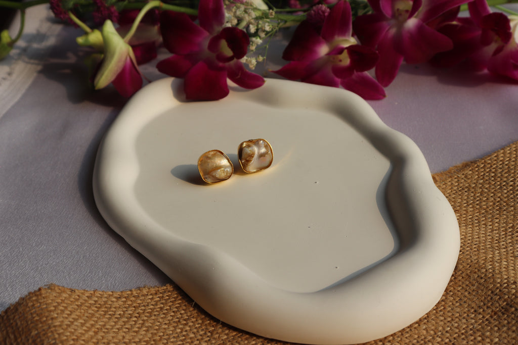 Opulent Stone Necklace