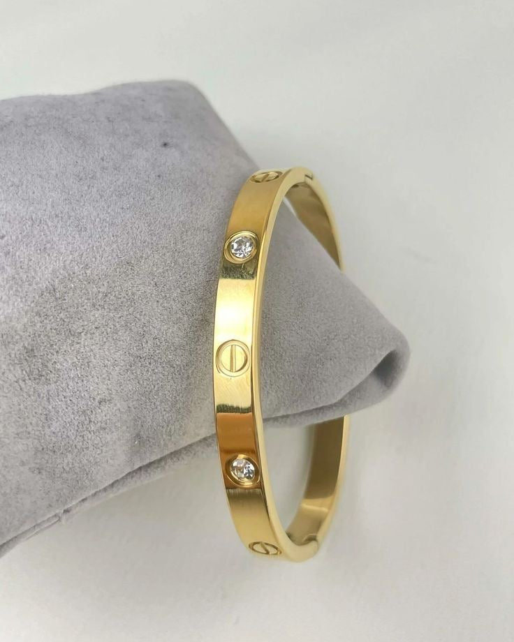 Kada Crystal Bracelet Gold