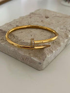 Nail Bracelet Gold